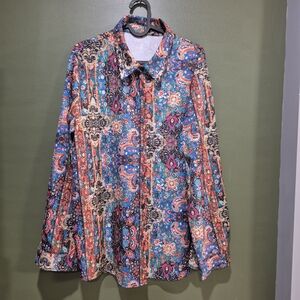 Men's Vibrant Paisley Button Down Shirt